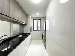 The Palette (D18), Condominium #594980381